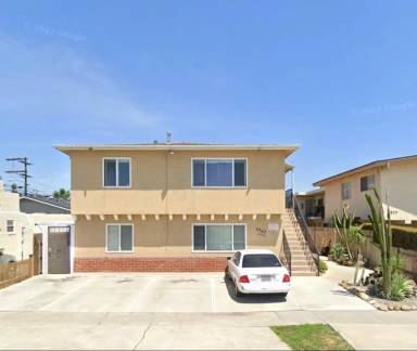 Main picture of 4585 1/2 33rd St