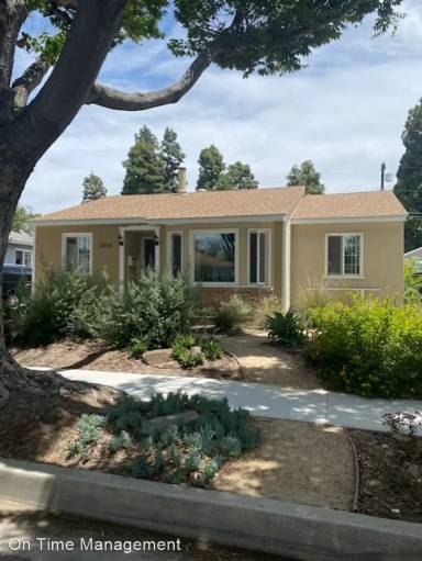 Main picture of 3552 Lees Ave