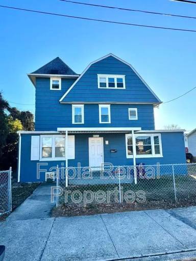 Main picture of 1508 N Arkansas Ave