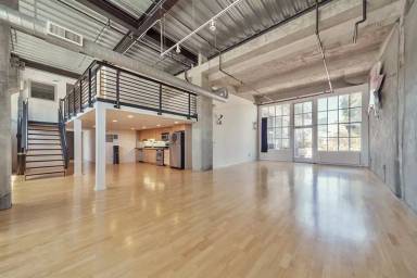 Main picture of 465 10th St