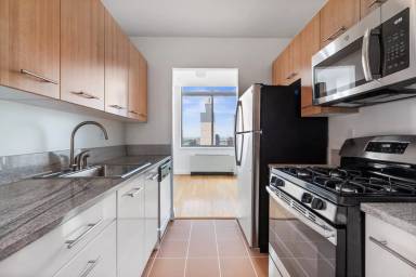 Main picture of 800 Sixth