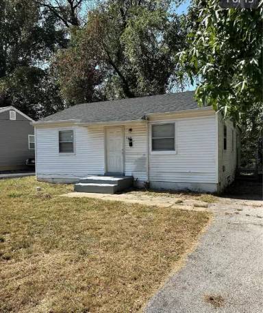 Main picture of 705 Beardsley Ct