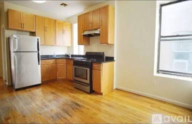 Main picture of 1496 Bushwick Ave