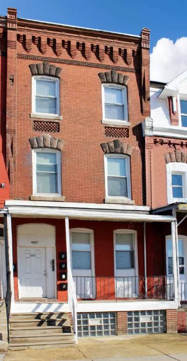 Main picture of 887 Belmont Ave