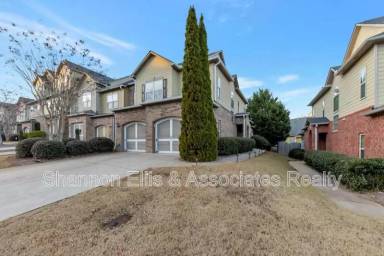 Main picture of 79 Trailside Way