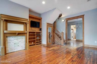 Main picture of 28 Seaton Pl NW