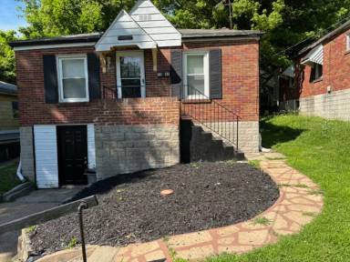 Main picture of 7045 Idlewild Ave
