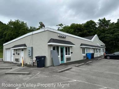 Main picture of 3815 Yellow Mountain Rd SE