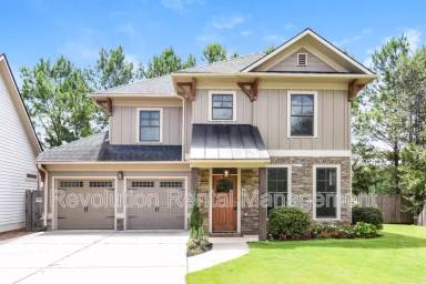 Main picture of 243 Highland Village Ln