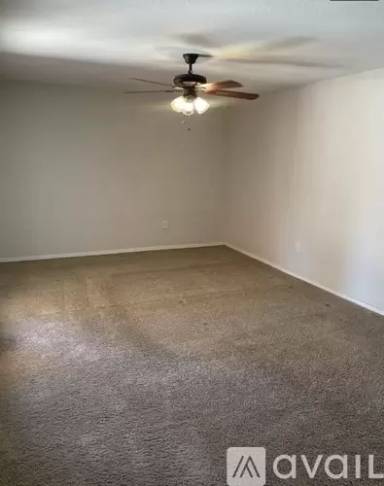 Main picture of 4015 E Friess Dr