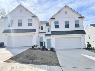 Main picture of 152 Lorcan Ln