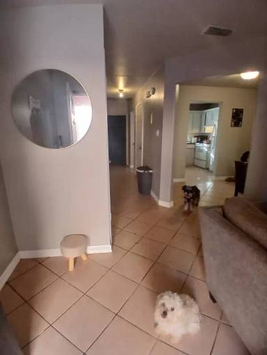 Main picture of 815 E Sugarcane Dr