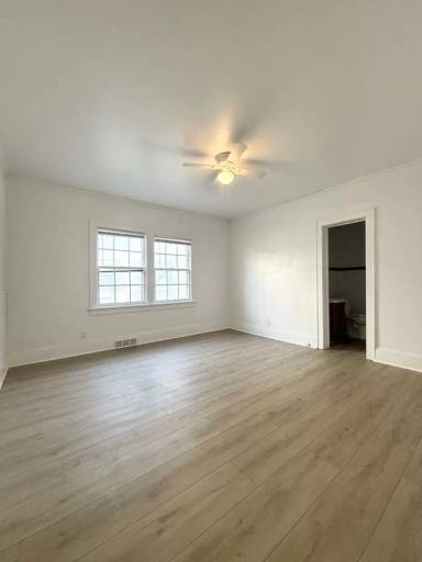 Main picture of 417 S 38th Ave