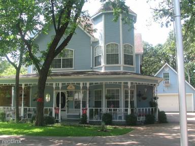 Main picture of 1122 W Park Row Dr