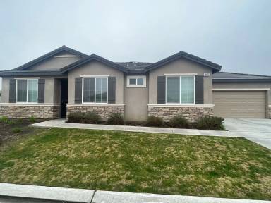 Main picture of 4845 W Flagstaff Ave