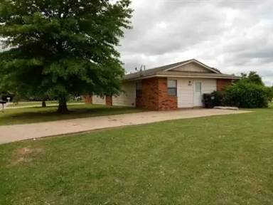 Main picture of 1401 Nancy Dr