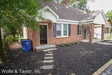 Main picture of 302 Lakeside Ave