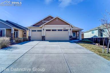Main picture of 3652 Reindeer Cir