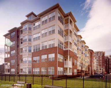 Main picture of Riverbend at Port Imperial