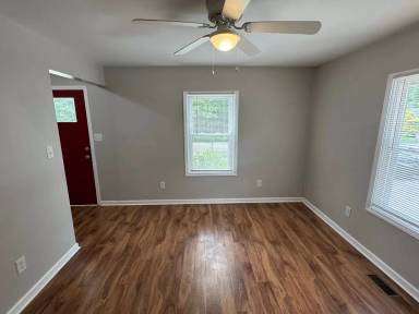 Main picture of 506 N Hill St