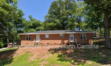 Main picture of 401 Summit St