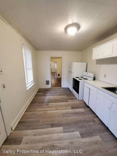 Main picture of 344 & 346 S Locust St