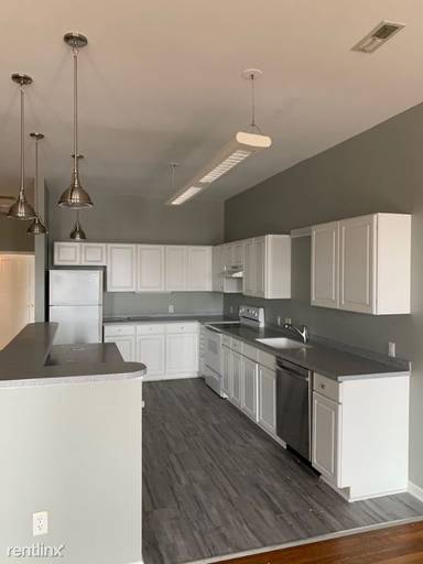 Main picture of 46 S 2nd St