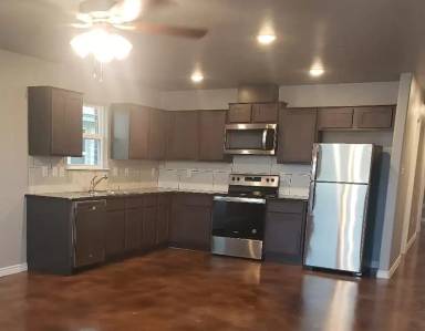 Main picture of 1802 Castroville Trl