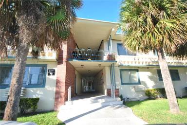 Main picture of 10190 E Bay Harbor Dr