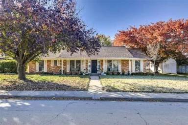 Main picture of 309 Stiles Dr