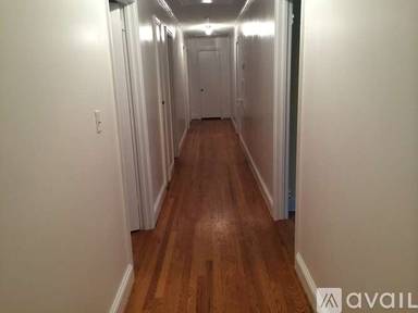 Main picture of 609 W Main St