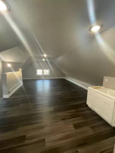 Main picture of 1050 Anna St