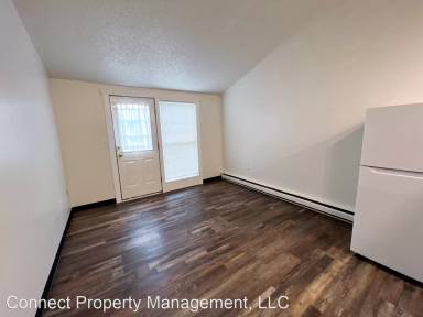 Main picture of 533 E Babcock St