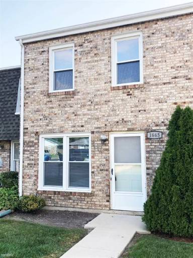 Main picture of 1653 Shamrock Ct