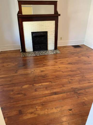 Main picture of 162 Merrimac St