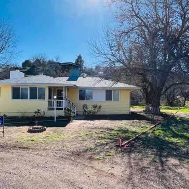 Main picture of 4063 E Comanche Dr
