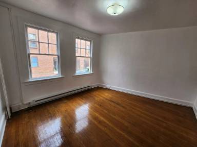 Main picture of 23 Francis St