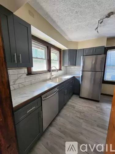 Main picture of 811 Marvin St