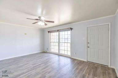 Main picture of 1920 Mimosa Dr
