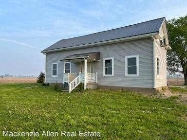 Main picture of 1152 W Boggstown Rd