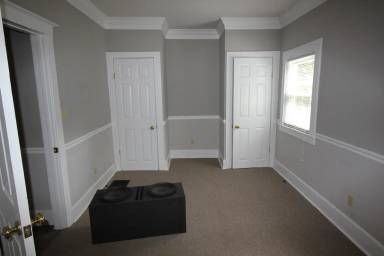 Main picture of 965 Washtenaw Rd