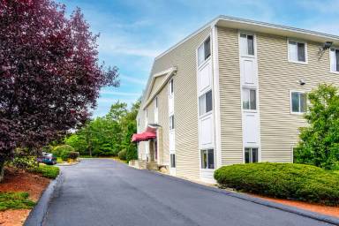 Main picture of 640 S Porter St