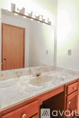 Main picture of Lightning Hill Apartments