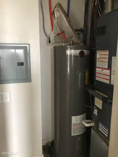 Main picture of Parkview Apartments