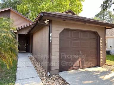 Main picture of 3834 Windridge Ct