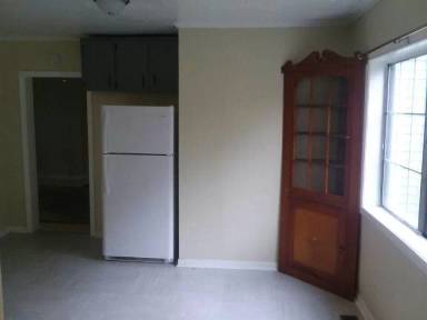 Main picture of 85 Parkview Ave