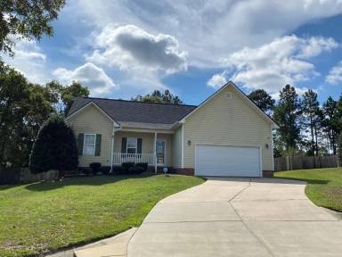 Main picture of 101 Claymore Ct