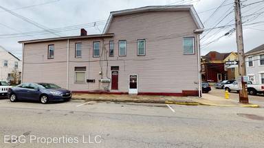 Main picture of 1400 Middle St