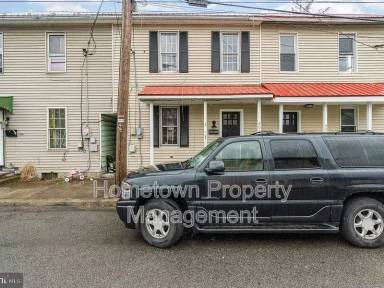 Main picture of 608 North St