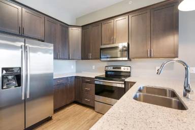 Main picture of 1120 Depot Ln SE